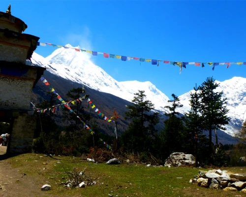 Manaslu Circuit Trek